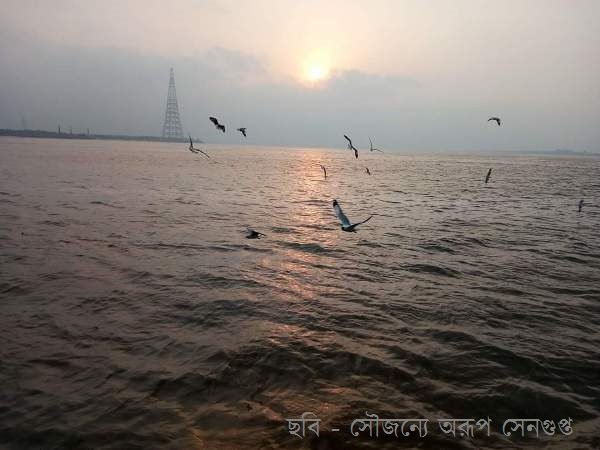 ভ্রমণ – কিছু স্মৃতি, কিছু বিস্মৃতি”  পল্লব চট্টোপাধ্যায়