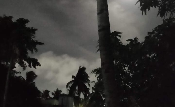 স্নায়ুযুদ্ধ – দীপান্বিতা দত্ত